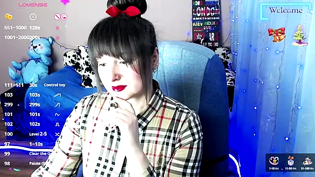 Snapshot of MilaRay chatting on 02/06/25, 11:10 MilaRay online show from 02/06/25, 11:10