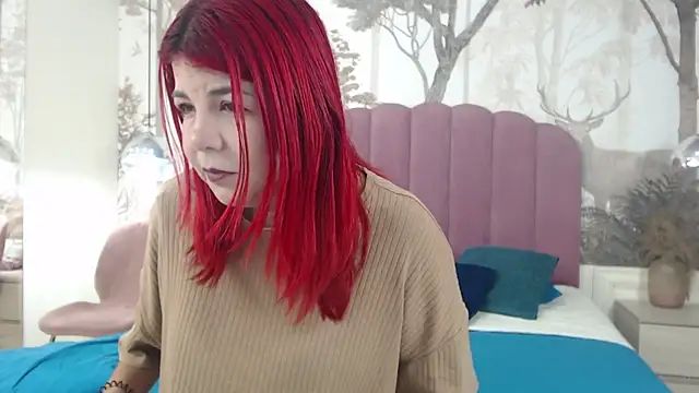 Snapshot of CorineRay chatting on 09/22/25, 08:44 CorineRay online show from 09/22/25, 08:44