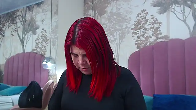 Snapshot of CorineRay chatting on 11/15/25, 07:32 CorineRay online show from 11/15/25, 07:32