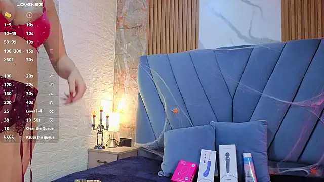 angel  red  online show from 10/17/25, 03:10