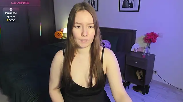 DaniCutie online show from 11/06/25, 05:58