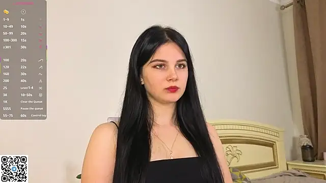 Snapshot of EnricaElis chatting on 11/10/25, 08:19 EnricaElis online show from 11/10/25, 08:19