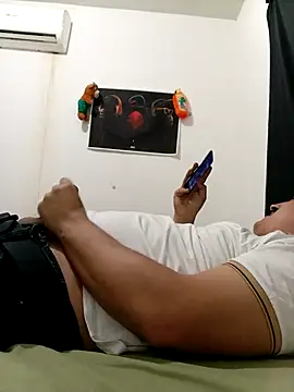 lameraverja123 online show from 11/12/25, 07:42