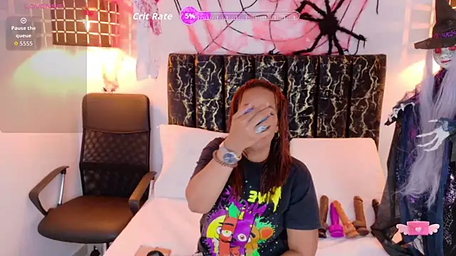 evvaa moon69 online show from 10/27/25, 12:42