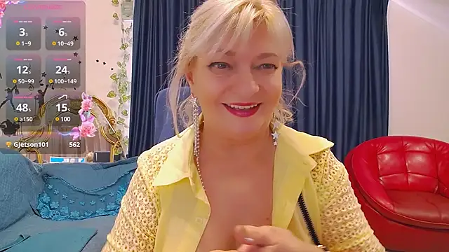 HypnotikCate online show from 01/17/25, 03:45