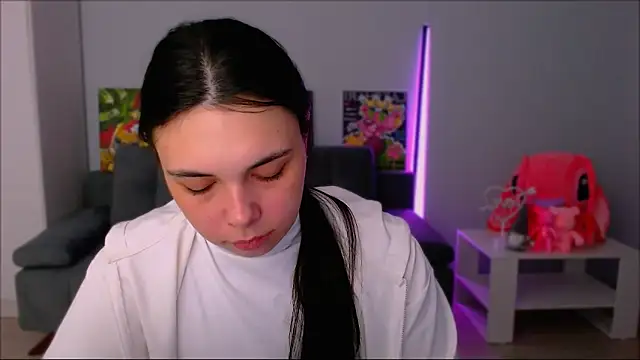 queenofthesense  online show from 11/14/25, 10:03