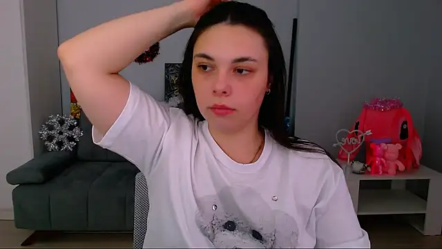 queenofthesense  online show from 11/20/25, 10:48