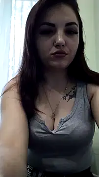 MieaHeldert online show from 11/19/25, 10:37