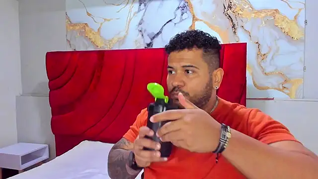 michael hill1 online show from 11/18/25, 01:04