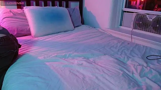 VanessaVipera online show from 10/06/25, 12:08