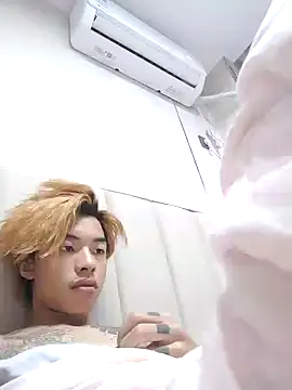 junjun1189 online show from 09/17/25, 05:47