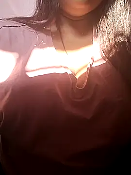 your-cute-baby online show from 11/15/25, 07:49