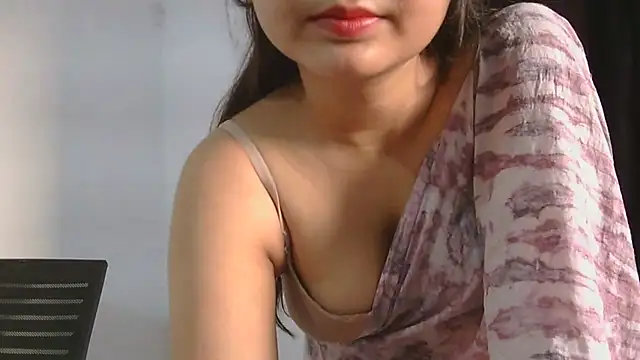 Snapshot of Cute-Bacchi chatting on 09/24/25, 01:31 Cute-Bacchi online show from 09/24/25, 01:31