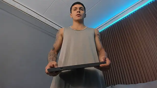 Leo santoro online show from 09/16/25, 02:18