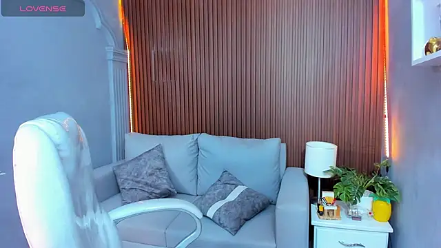 Leo santoro online show from 11/17/25, 02:45