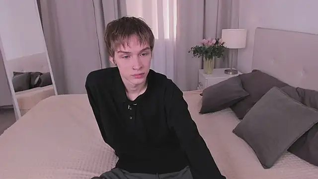 Snapshot of Blake_Rosse chatting on 09/19/25, 05:35 Blake Rosse online show from 09/19/25, 05:35