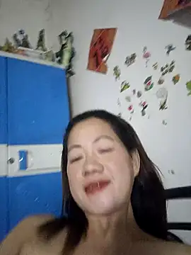 Snapshot of SweetASS6969 chatting on 11/02/25, 04:09 SweetASS6969 online show from 11/02/25, 04:09