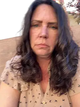 Snapshot of petalsexy chatting on 10/06/25, 08:17 petalsexy online show from 10/06/25, 08:17