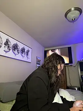 Snapshot of petalsexy chatting on 11/03/25, 05:58 petalsexy online show from 11/03/25, 05:58