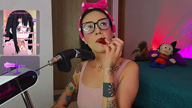 Snapshot of ValentinaBianchi chatting on 09/22/25, 07:38 ValentinaBianchi online show from 09/22/25, 07:38