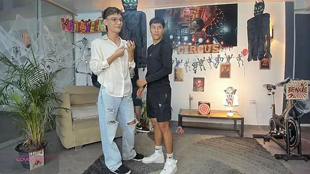 Snapshot of Bisexlifehot__ chatting on 10/24/25, 11:12 Bisexlifehot online show from 10/24/25, 11:12