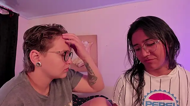 CrazyCakes  online show from 11/20/25, 03:23