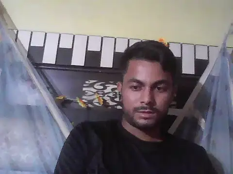 ursdreamperson online show from 10/23/25, 08:24