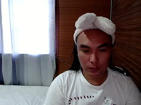 Snapshot of asianayumi chatting on 10/12/25, 07:29 asianayumi online show from 10/12/25, 07:29