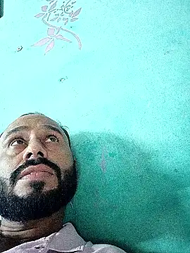 Snapshot of amitkumarkangra chatting on 09/12/25, 12:44 amitkumarkangra online show from 09/12/25, 12:44