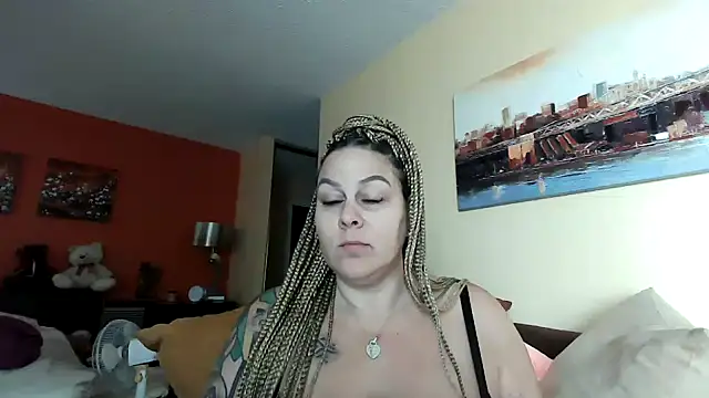 number1slut online show from 12/19/24, 08:02