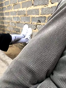 cuminsidebby online show from 10/18/25, 08:15