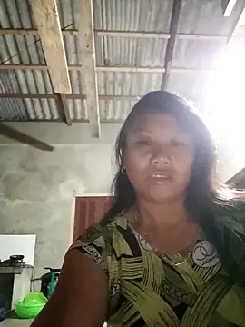 Snapshot of Bibilenu chatting on 10/22/25, 10:42 Bibilenu online show from 10/22/25, 10:42