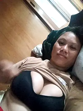 Snapshot of Bibilenu chatting on 11/12/25, 05:30 Bibilenu online show from 11/12/25, 05:30