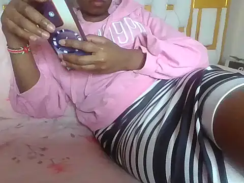 Nodia32 online show from 10/07/25, 10:18