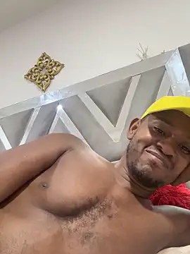 Snapshot of AndyCalifornia1 chatting on 10/30/25, 01:07 AndyCalifornia1 online show from 10/30/25, 01:07