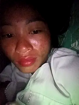 Snapshot of Phuongphuongg chatting on 10/09/25, 09:46 Phuongphuongg online show from 10/09/25, 09:46