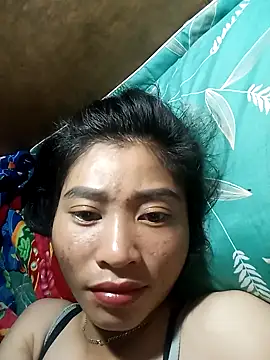 Snapshot of Phuongphuongg chatting on 11/09/25, 02:26 Phuongphuongg online show from 11/09/25, 02:26