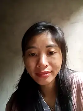 Snapshot of Phuongphuongg chatting on 11/16/25, 01:44 Phuongphuongg online show from 11/16/25, 01:44