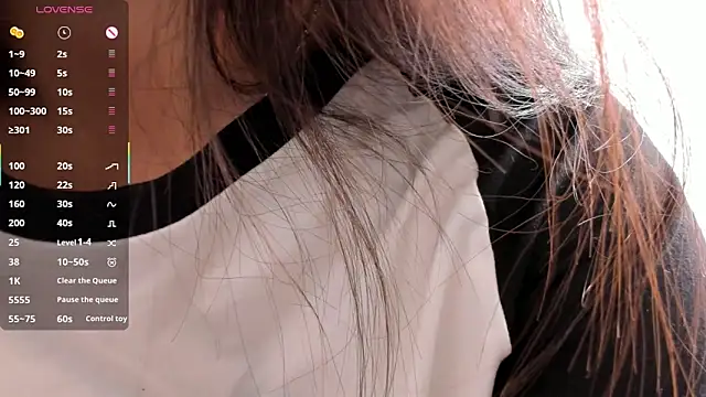 UdelaDodson online show from 11/18/25, 01:11