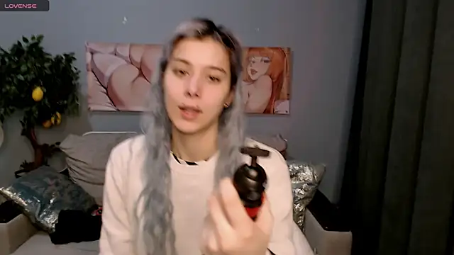 SophieAsh online show from 10/09/25, 07:06