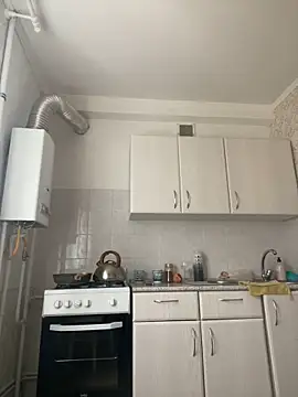 Snapshot of Kiravix chatting on 11/05/25, 06:35 Kiravix online show from 11/05/25, 06:35