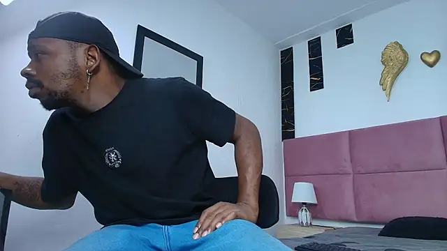 Snapshot of muller_asher chatting on 10/20/25, 08:20 muller asher online show from 10/20/25, 08:20