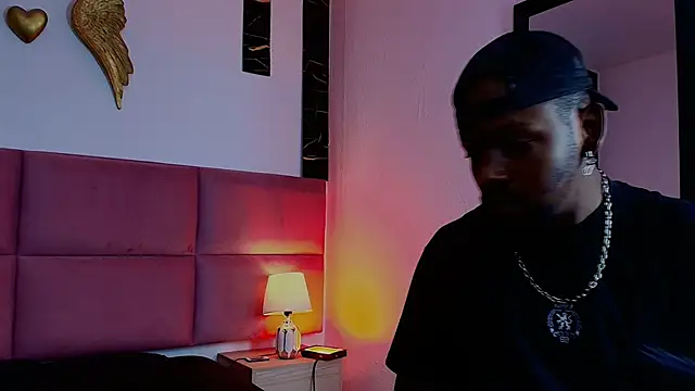 Snapshot of muller_asher chatting on 10/24/25, 06:48 muller asher online show from 10/24/25, 06:48