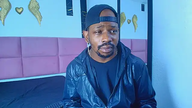 Snapshot of muller_asher chatting on 10/30/25, 08:20 muller asher online show from 10/30/25, 08:20