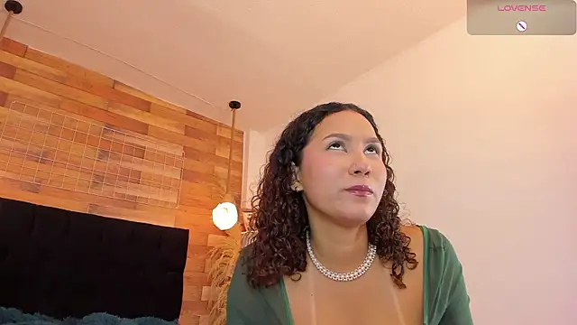 Emily brown04 online show from 11/15/25, 01:18