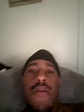 tyrek5051 online show from 10/24/25, 04:14