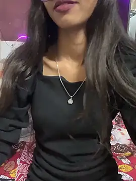 Desire Zoya online show from 10/28/25, 08:00