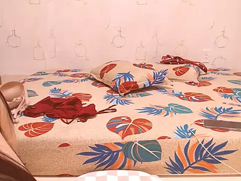 Cherry  99 online show from 12/01/25, 07:57