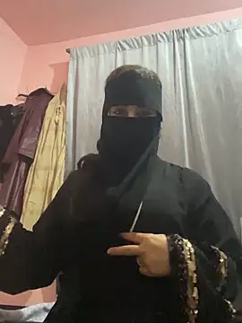 Snapshot of _Jori_ chatting on 11/04/25, 03:44 Jori online show from 11/04/25, 03:44