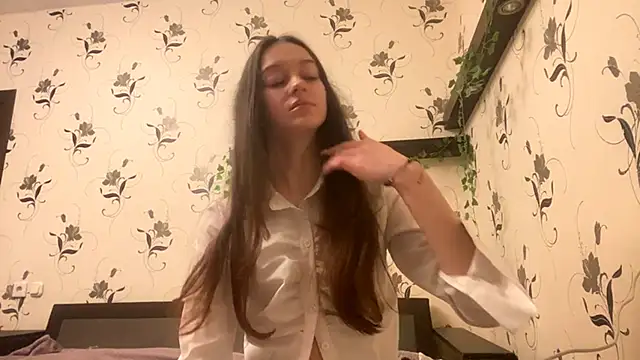 AshleyEady online show from 09/25/25, 05:49